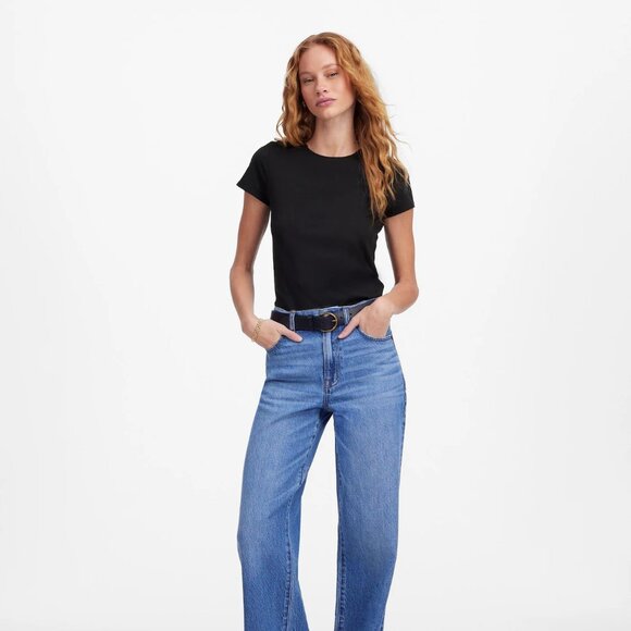 Madewell Essential Slim Tee in Lightweight Cotton in Jet Black, Size Large - Picture 2 of 10